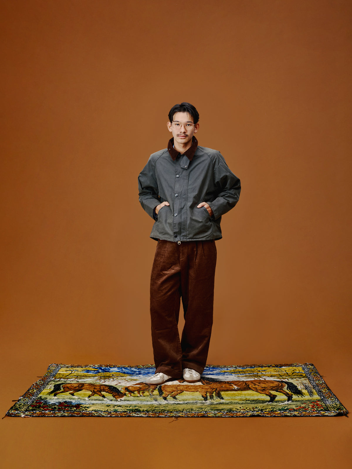 Corduroy Pants / Brown